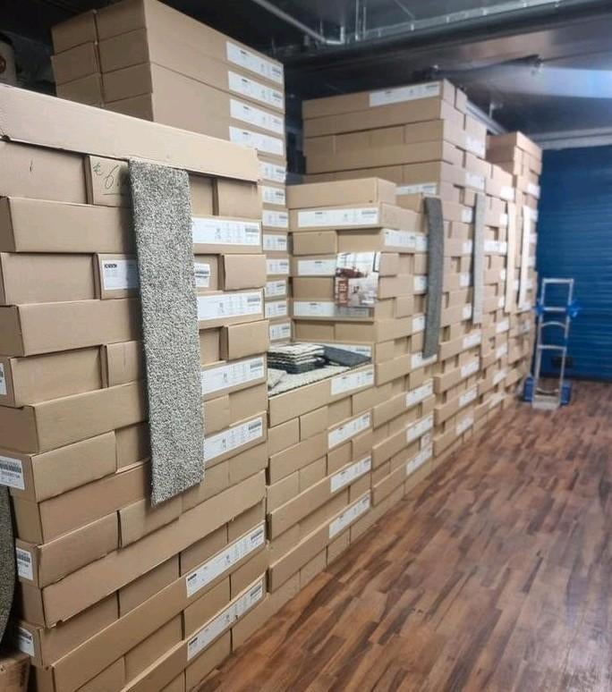 TAPIJTTEGELS DESSO RESTANT RESTPARTIJ VERKOOP MAGAZIJN, Ophalen, Crème, 75 m² of meer, Nieuw