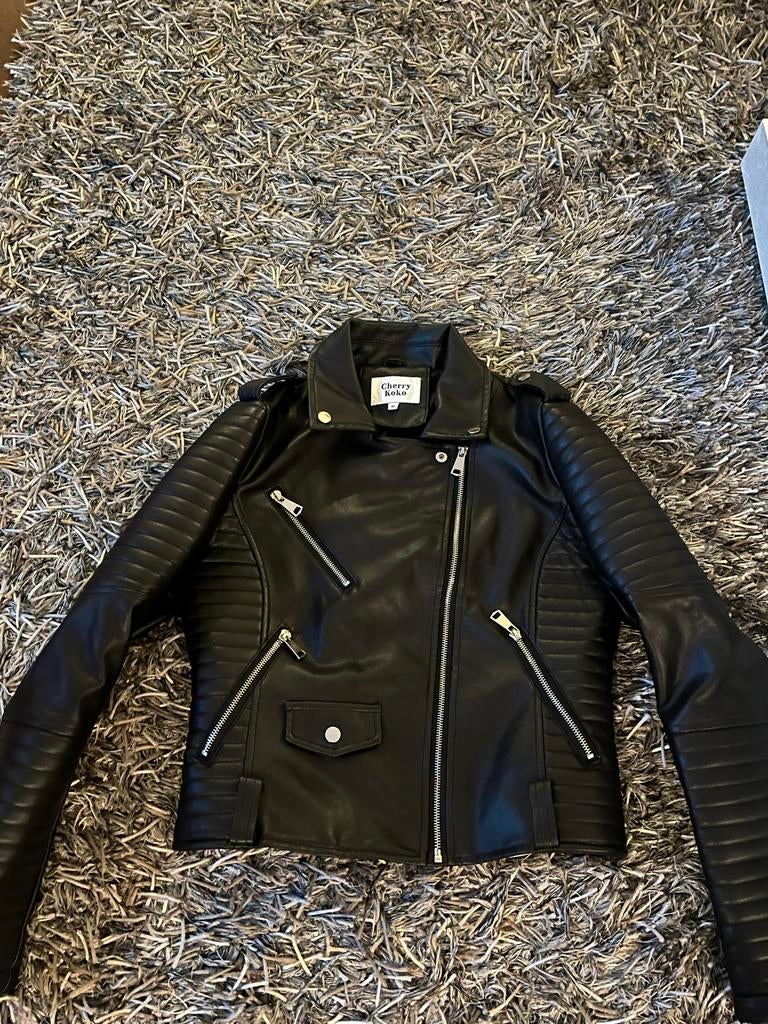 Cherry Koko Zwart Jasje Maat M, Maat 38/40 (M), Zwart, Ophalen of Verzenden, Zo goed als nieuw