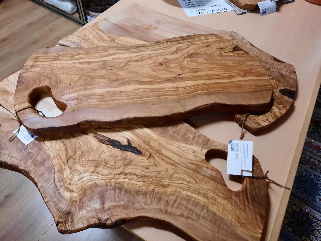 Olijfhouten planken en lepeltjes, Huis en Inrichting, Nieuw, Ophalen of Verzenden, Dishes en Deco, Dishes en Deco