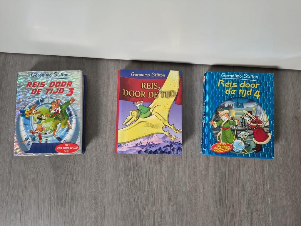 Geronimo Stilton: Fantasia & Reis door de tijd, Boeken, Ophalen of Verzenden, Gelezen, Geronimo Stilton, Fictie algemeen