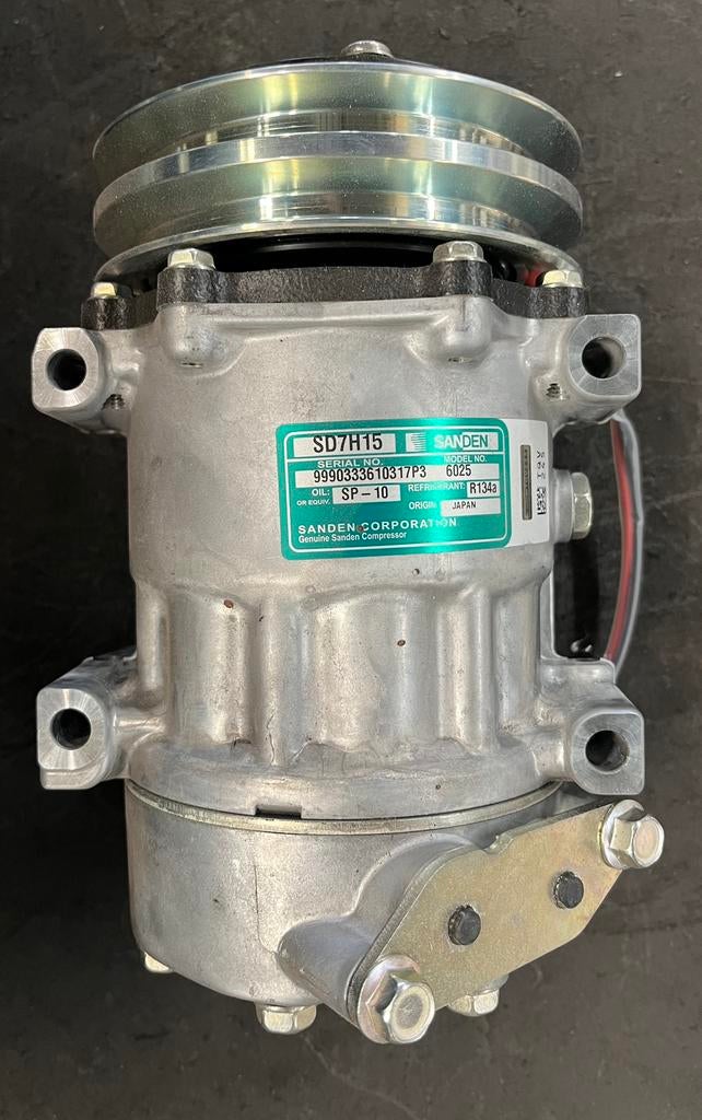 Airco compressor scania 4 serie 24V, 1996-2004, Ophalen, Nieuw