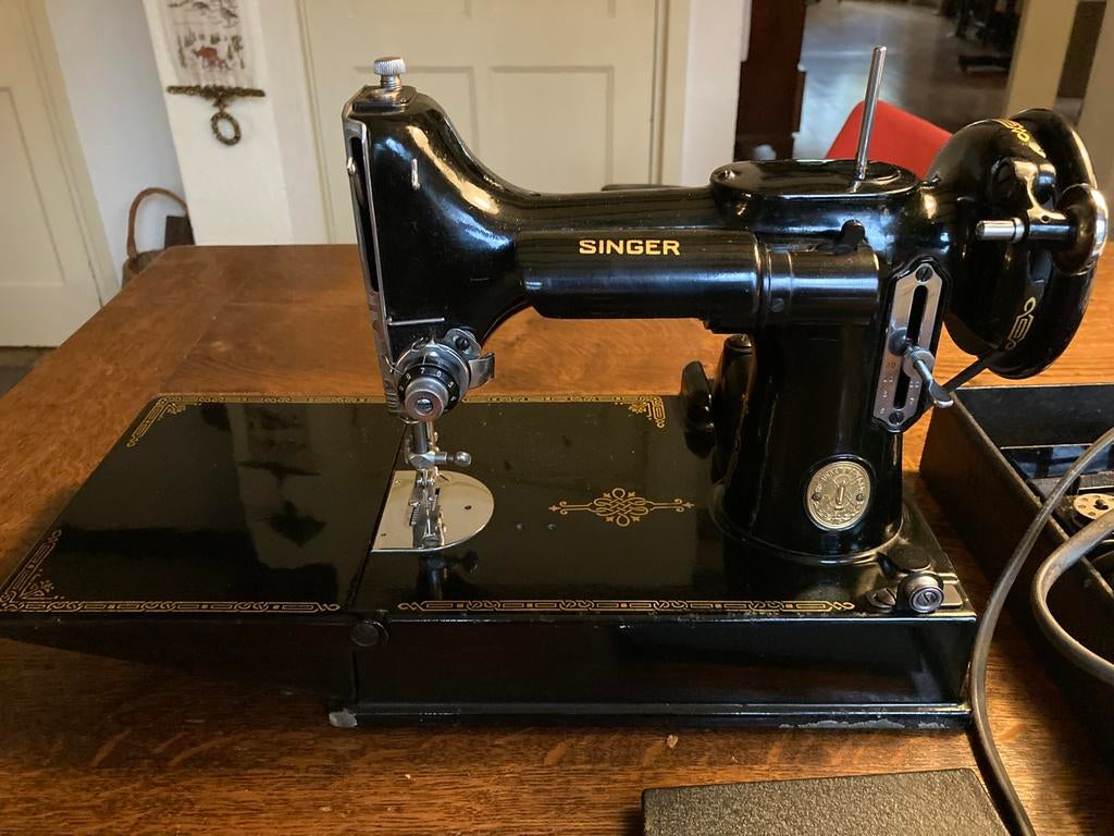 Singer  Featherweight 221 voor onderdelen, Ophalen of Verzenden