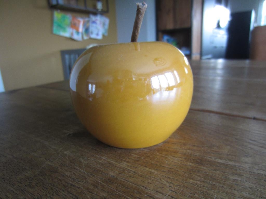 Deco appel ( geel), Huis en Inrichting, Ophalen, Zo goed als nieuw
