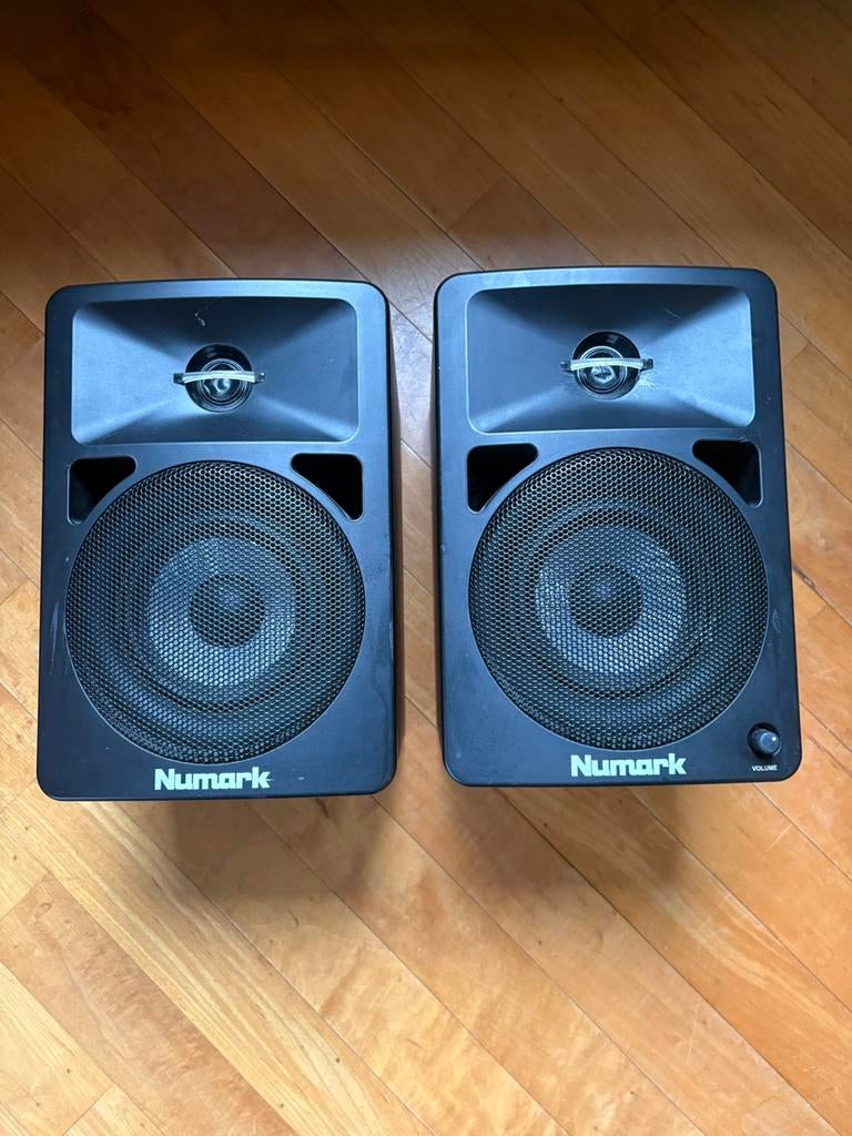 Numark N-Wave 580L, Overige merken, Ophalen of Verzenden, Zo goed als nieuw, 120 watt of meer