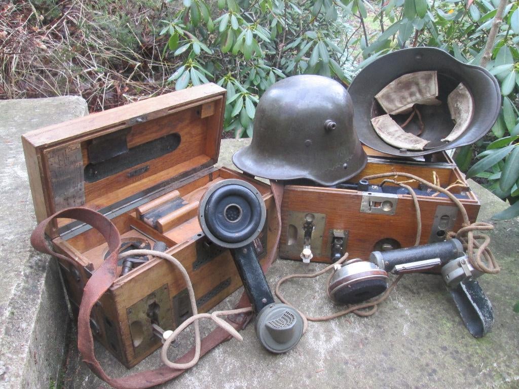 Duitse veldtelefoon WO1 met oude type hoorn TOP zeldzaam, Ophalen of Verzenden, Landmacht, Nederland