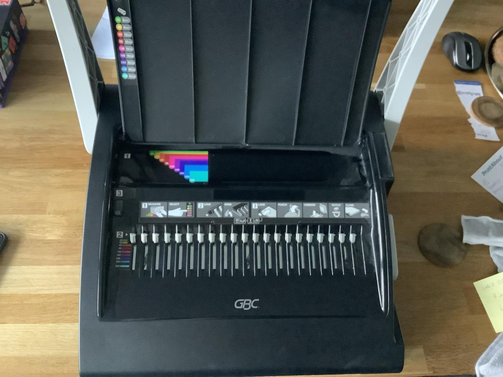 GBC CombBind 210 Inbindmachine -  voor kantoor! Als nieuw, Ophalen of Verzenden, Gebruikt