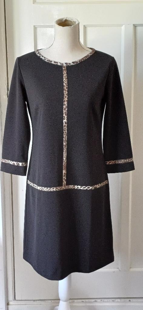 Prachtig zwart Ana Alcazar jurkje met panter bies, mt 36, Verzenden, Zwart, Zo goed als nieuw, Maat 36 (S)