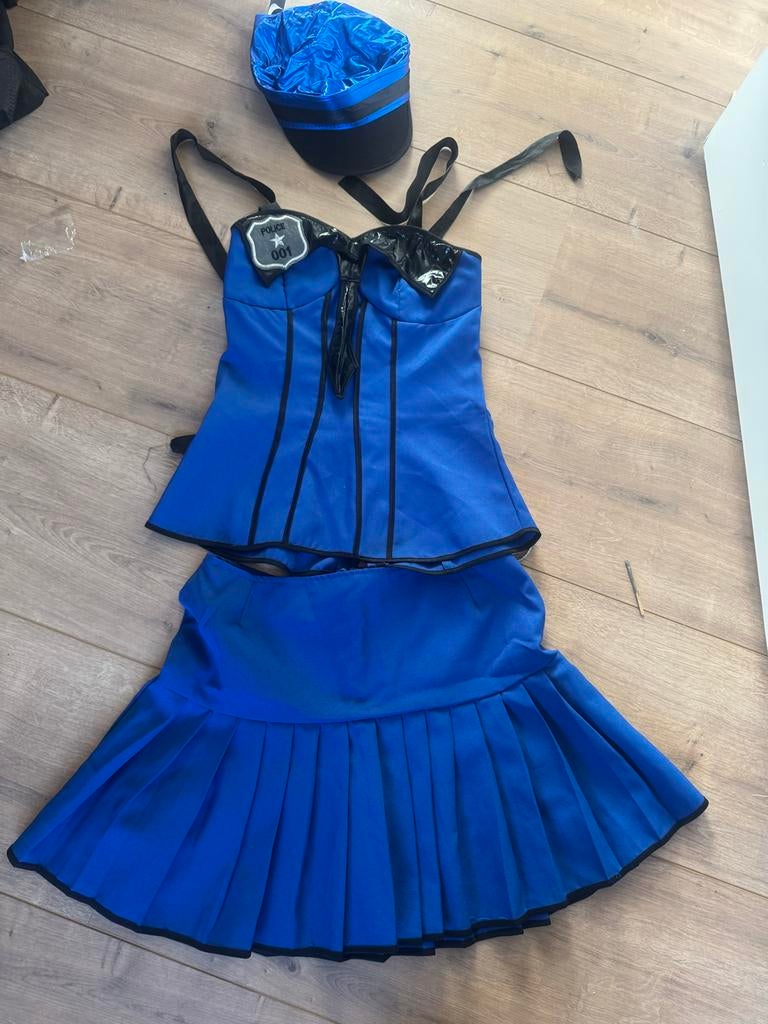 Carnavals kleding , verschillende outfits voor jonge meiden, Ophalen of Verzenden, Zo goed als nieuw, Maat 34 (XS) of kleiner