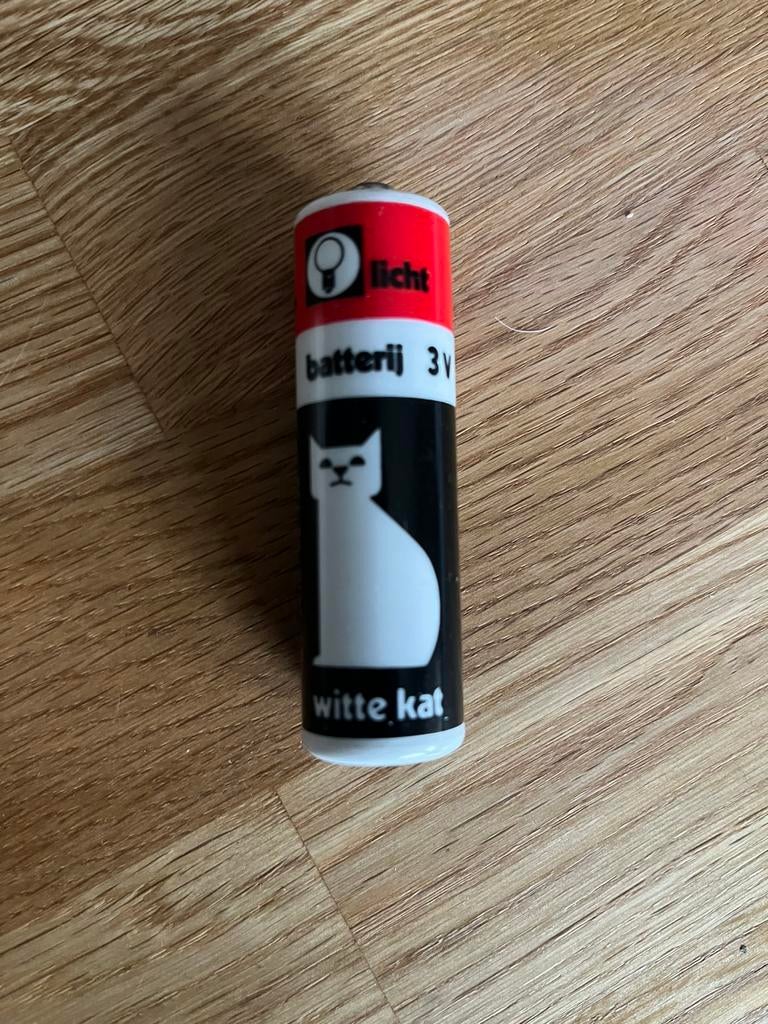 Witte kat batterij 3V, Ophalen of Verzenden, Zo goed als nieuw