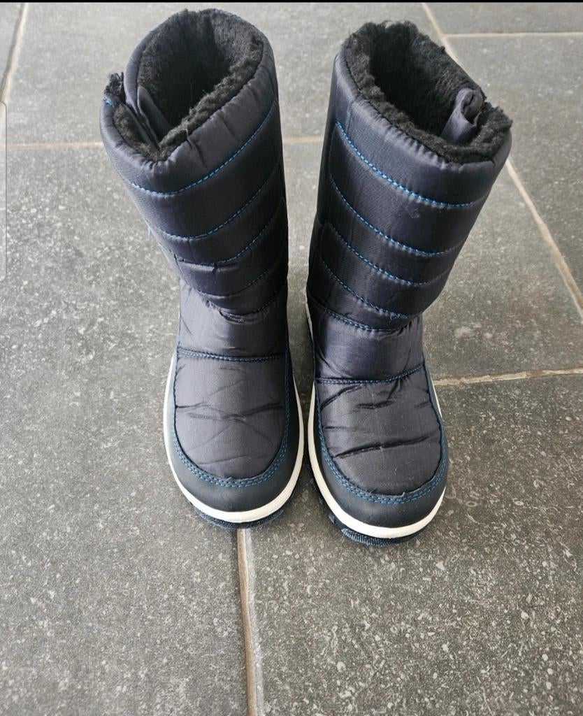 Snowboots maat 33, Kinderen en Baby's, Kinderkleding | Schoenen en Sokken, Ophalen, Zo goed als nieuw, Jongen of Meisje, Laarzen