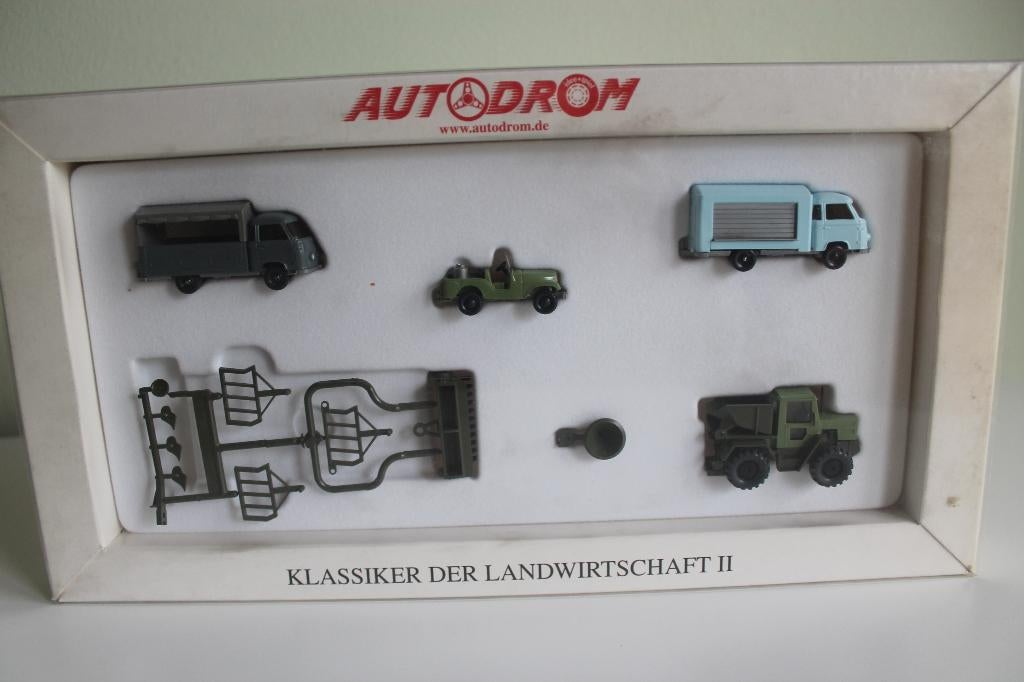 Wiking set "Klassiker der Landwirtschafts II", Hobby en Vrije tijd, Ophalen of Verzenden, Zo goed als nieuw, Bus of Vrachtwagen