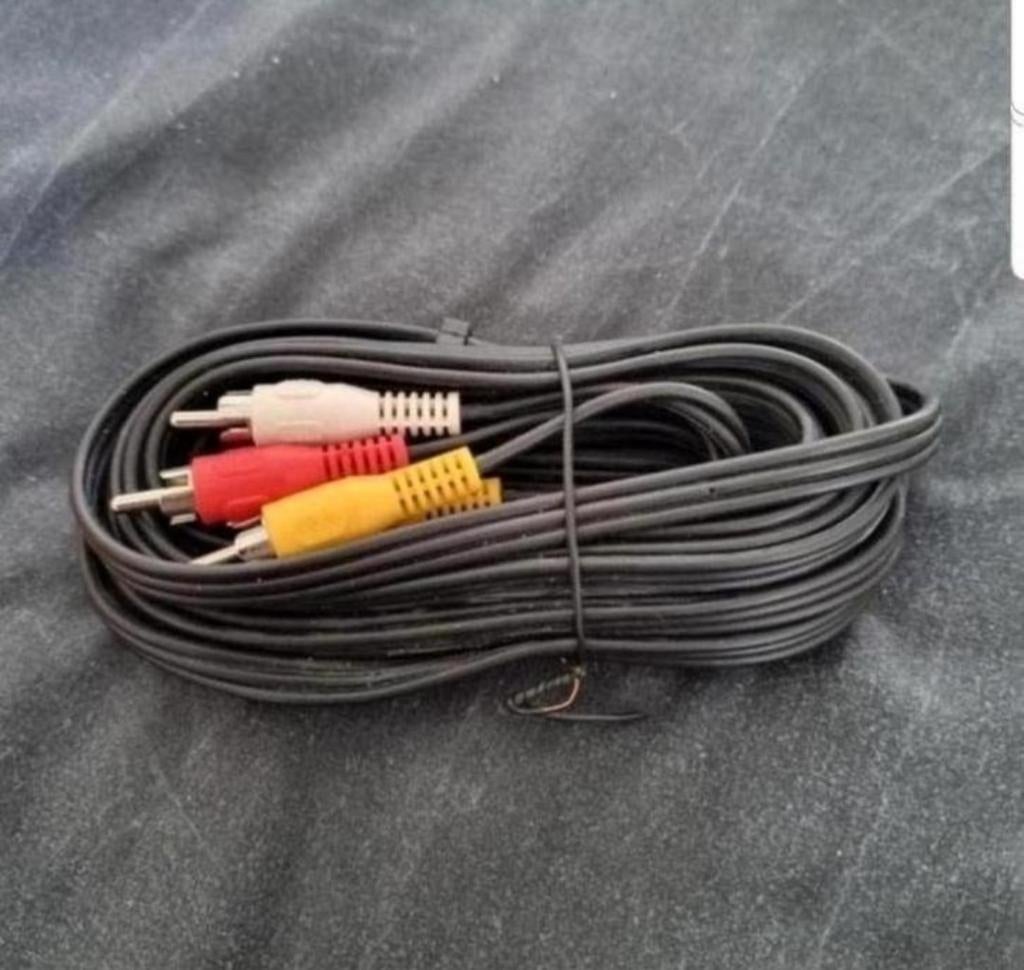 RCA kabel 2m plusminus 3plugs bieden, Ophalen of Verzenden, Zo goed als nieuw, 2 tot 5 meter, Overige kabels