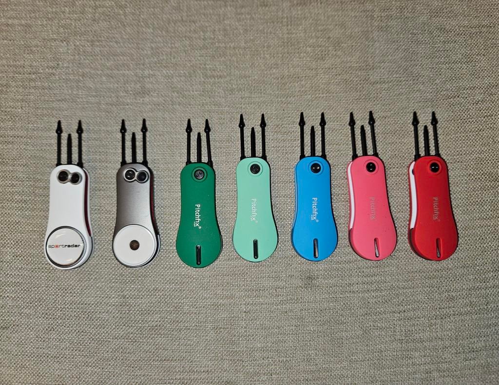 1x Pitchfix 2.5 Golf Divot Reparatietool - Diverse Kleuren, Ophalen of Verzenden, Nieuw, Overige typen, Overige merken