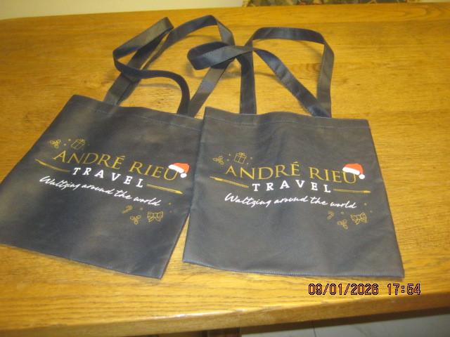 Tassen van André Rieu  Kerstshow, Verzamelen, Ophalen of Verzenden, Nieuw, Overige typen