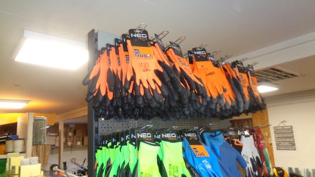 wegens  veranderen winkel  assortiment neo handschoenen teko, Ophalen, Nieuw, Neo, Nederland