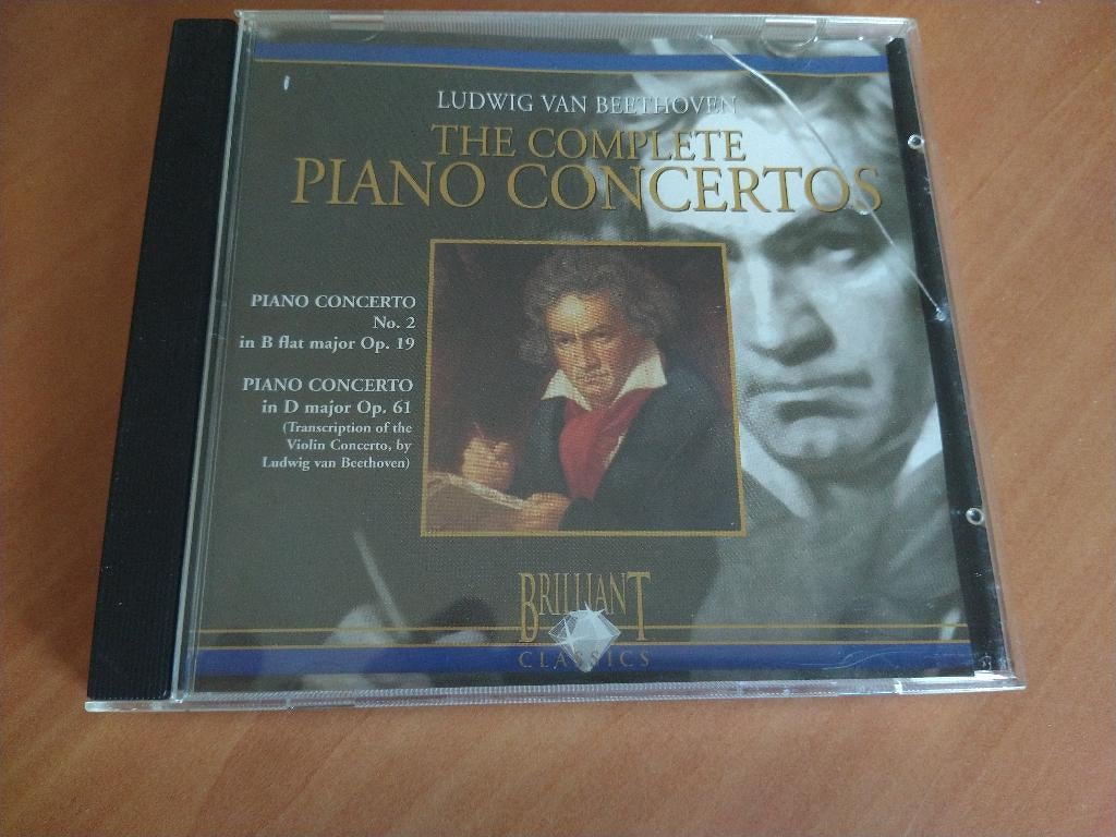 CD Ludwig van Beethoven - The complete Piano Concertos, Ophalen of Verzenden, Classicisme, Zo goed als nieuw, Orkest of Ballet