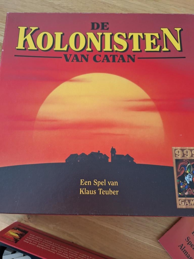 Kolonisten van Catan – houten editie (999 Games) – compleet, Drie of vier spelers, Ophalen of Verzenden, Zo goed als nieuw, 999 Games