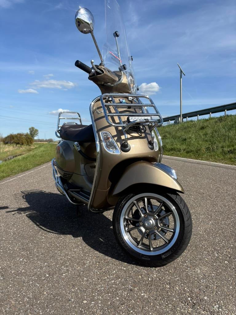 Vespa LX 4T 4V Touring, Fietsen en Brommers, Scooters | Vespa, Ophalen, Maximaal 45 km/u, Zo goed als nieuw, Benzine