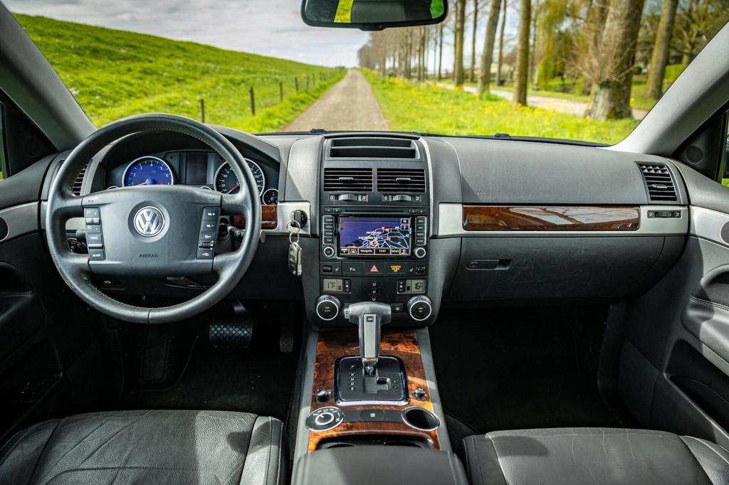 Volkswagen Touareg 3.6 V6 FSI | Leer | Dakje | Trekhaak |, Automaat, Gebruikt, Met garantie (alle), 2260 kg