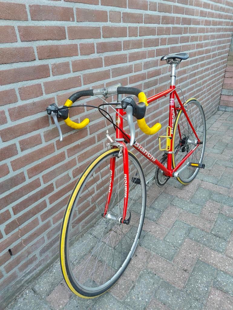 Bianchi racefiets kleur rood/geel, Aluminium, 15 tot 20 versnellingen, 53 tot 57 cm, Ophalen