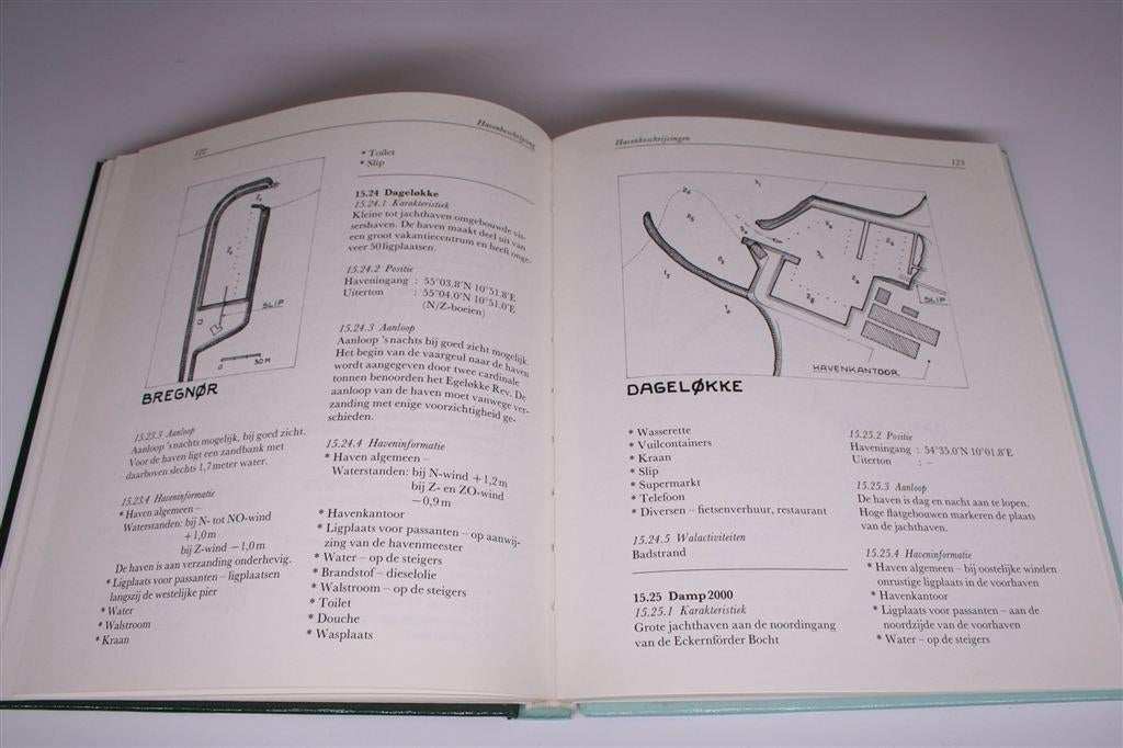 Vaarwijzer Denemarken — Vanuit Kiel rond Funen [Hollandia], Ophalen of Verzenden, Zo goed als nieuw, Watersport en Hengelsport