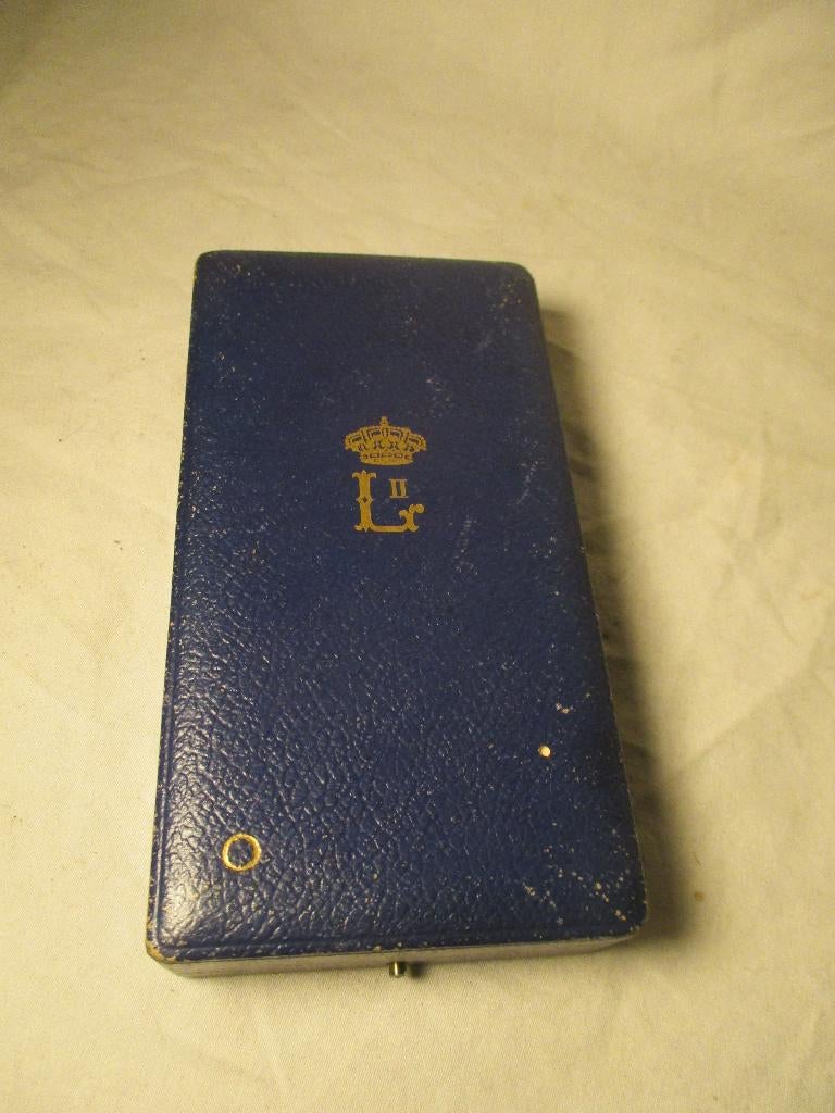 officier Leopold II-orde medaille Belgie, Ophalen of Verzenden, Gebruikt, Kaart, Foto of Prent