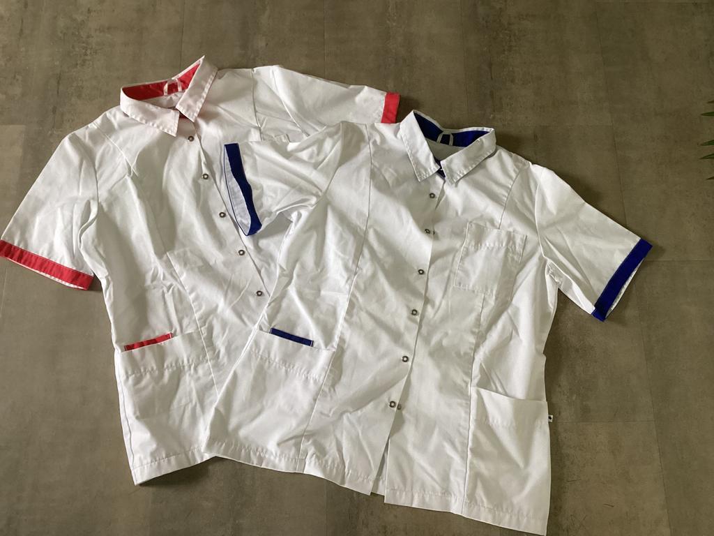 2x zorgjasje blauw en roze bies NIEUW, Ophalen of Verzenden, Nieuw, Dames, Jas