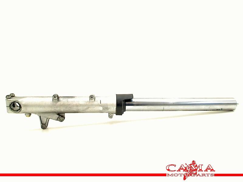 VOORVORK POOT RECHTS CBR 600 RR 2003-2004 (CBR600RR PC37), Dhr. S. di Majo, Gebruikt, Info@cama-motorparts.nl, P.J. Troelstraweg 8 8
3144 CX  MAASSLUIS, NL