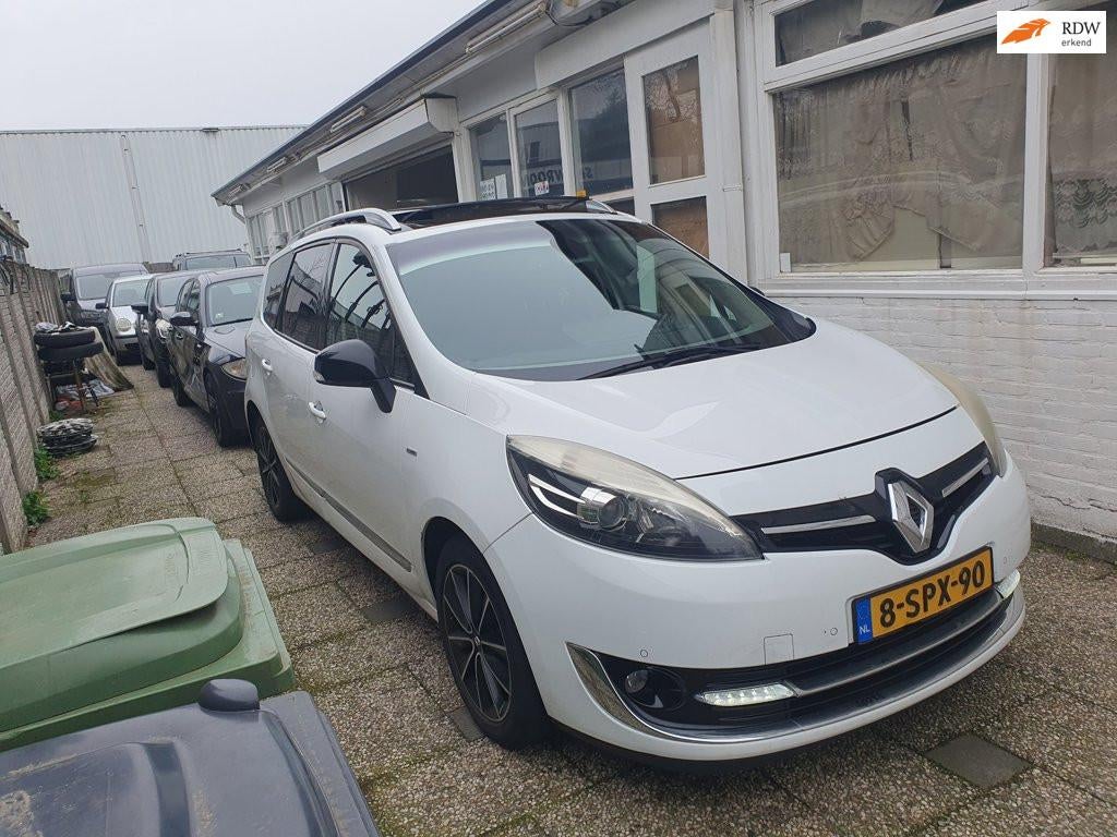 Renault Grand Scénic 1.5 dCi Bose 7x persoons met panoramad, Auto's, Voorwielaandrijving, Euro 5, Gebruikt, 4 cilinders