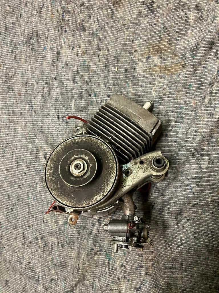 Peugeot 103 brommer mobylette complete motor met carburateur, Verzenden, Gebruikt, Blok, Overige merken