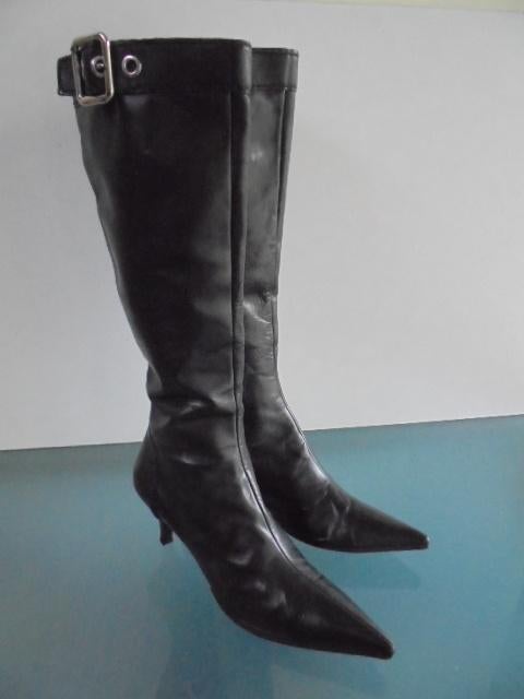 Prada high‑end leren laarzen 38½ | Gratis verzenden, Kleding | Dames, Schoenen, Hoge laarzen, Prada, Verzenden, Zwart