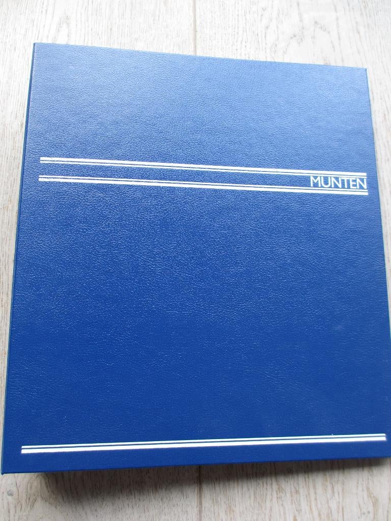 Blauw album met Nederlandse munten van Beatrix, Ophalen of Verzenden, Koningin Beatrix, Overige waardes, Setje