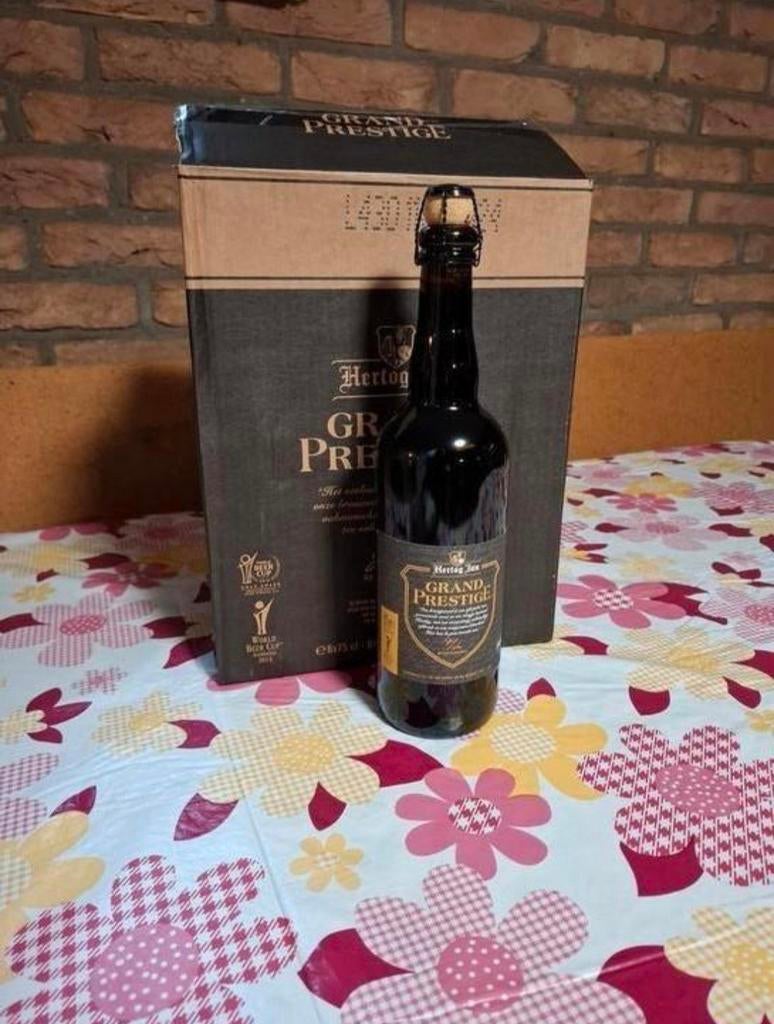 Hertog jan grand prestige 2024 10 dozen, Verzamelen, Ophalen, Zo goed als nieuw, Flesje(s), Hertog Jan