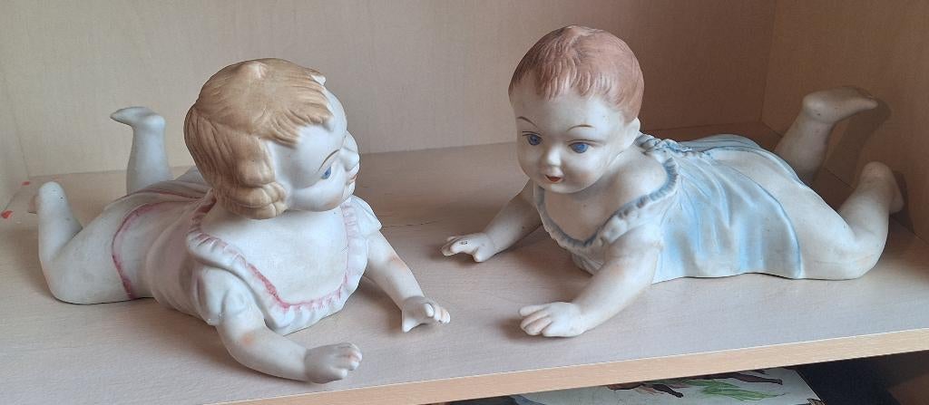 Jongetje en meisje bisque Porselein, Ophalen of Verzenden