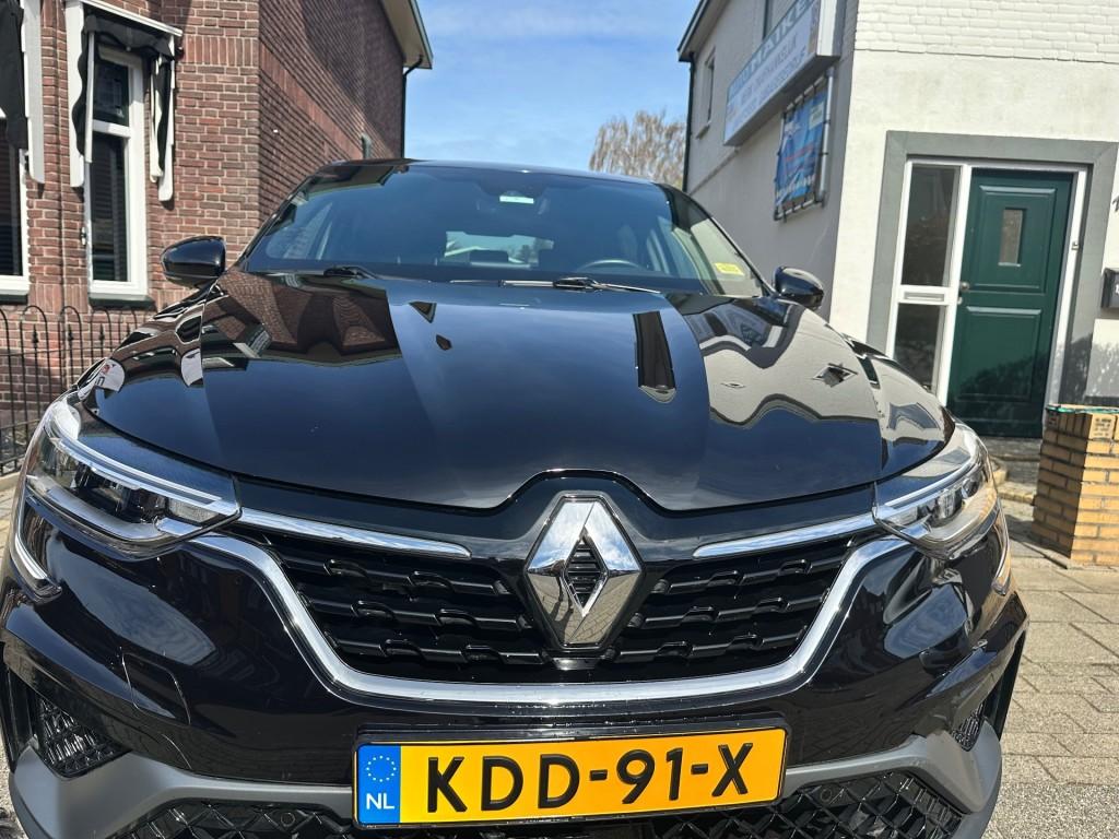 Renault ARKANA 1.3 MH 160 R.S. LINE AUTOMAAT, Auto's, Renault, Arkana, Gebruikt, 4 cilinders, Zwart