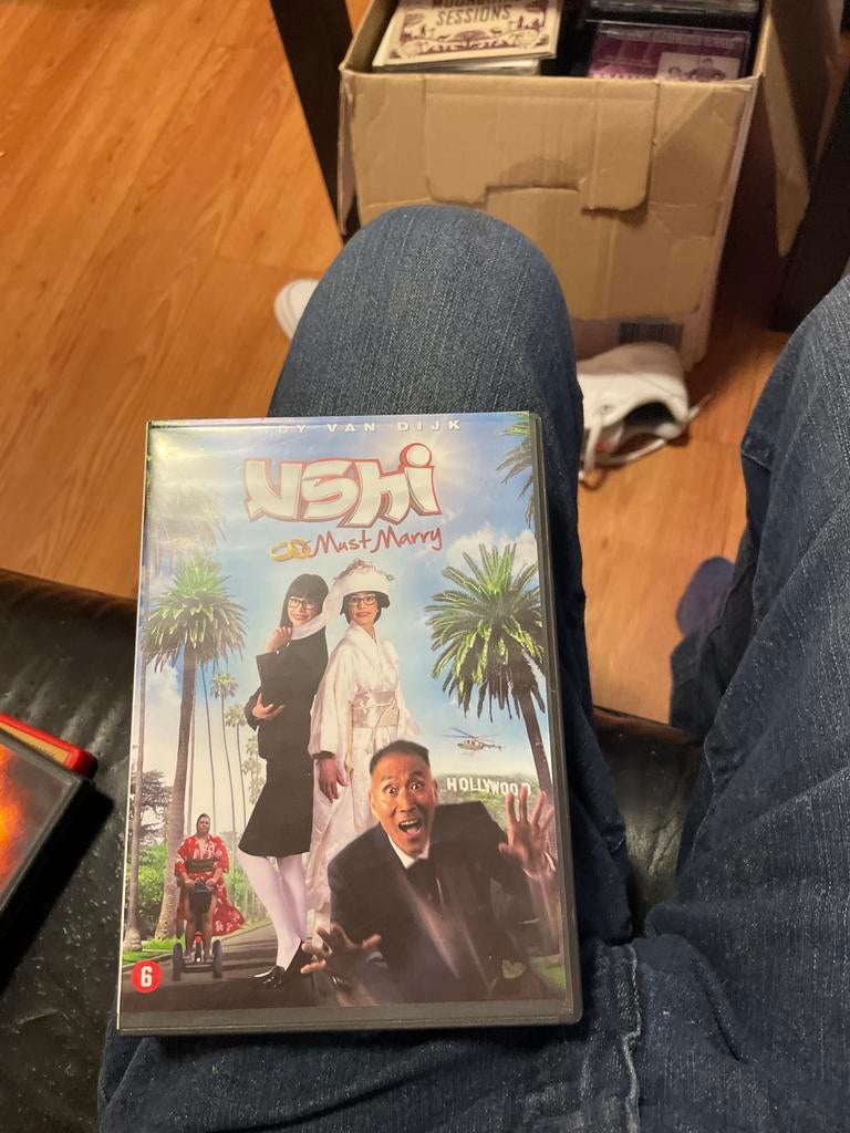 Ushi Must Marry DVD - Komedie van Wendy van Dijk, Vanaf 6 jaar, Ophalen of Verzenden, Gebruikt, Overige genres