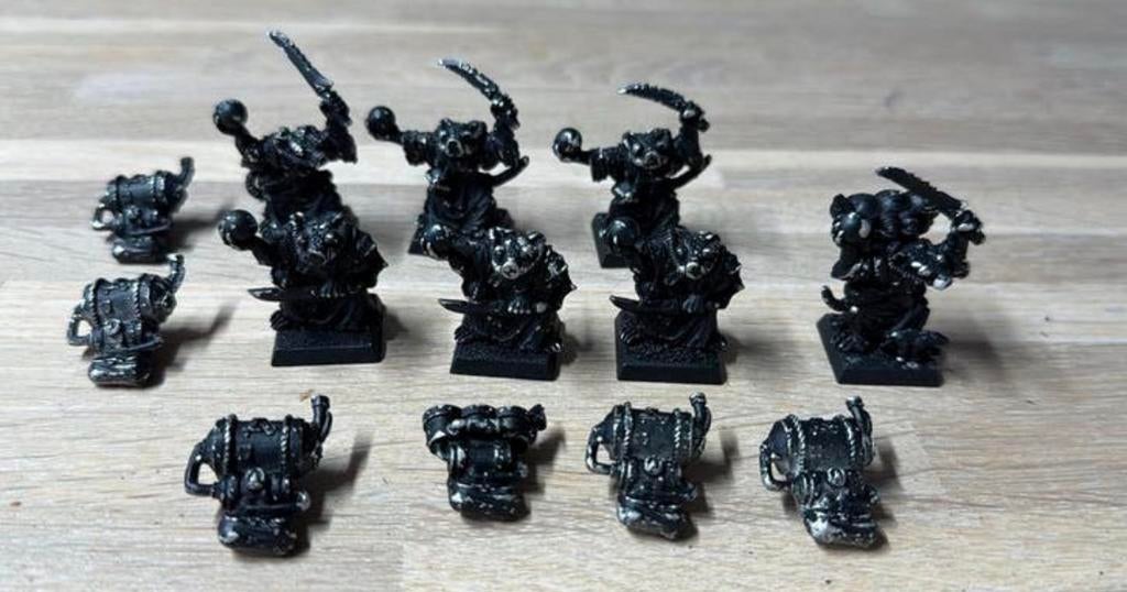 Warhammer Skaven Poison Wind Globadier PRIJS PER STUK, Hobby en Vrije tijd, Wargaming, Ophalen of Verzenden, Zo goed als nieuw