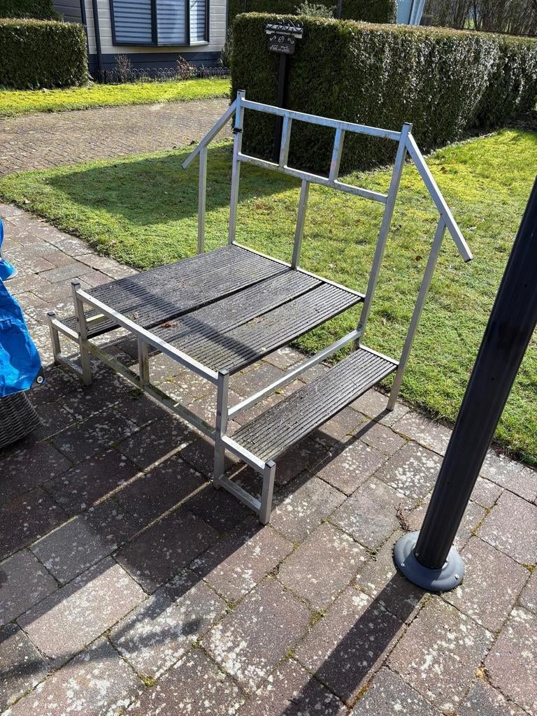 Opstap trap voor Caravan,, Ophalen