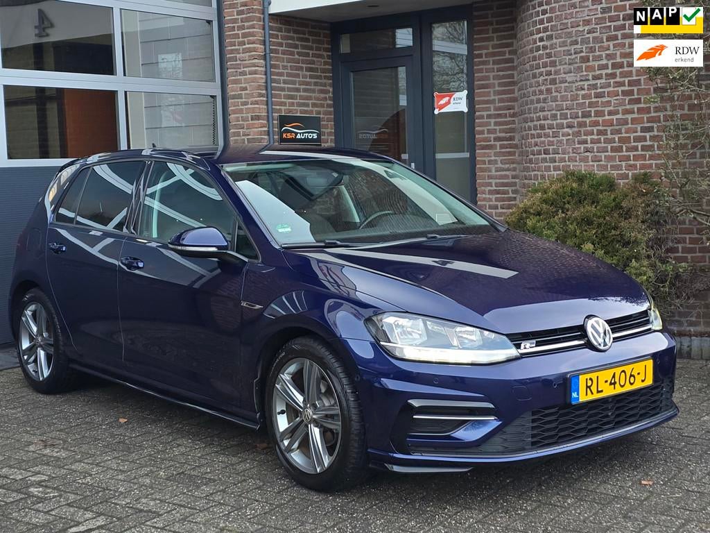 Volkswagen Golf 1.0 TSI Highline Business R Vitual Cockpit |, Auto's, Voorwielaandrijving, Gebruikt, Euro 6, Blauw