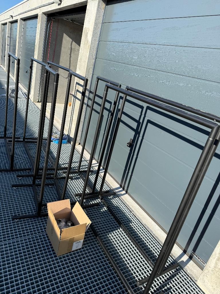 Kledingrekken, Ophalen, Met wielen, Zo goed als nieuw