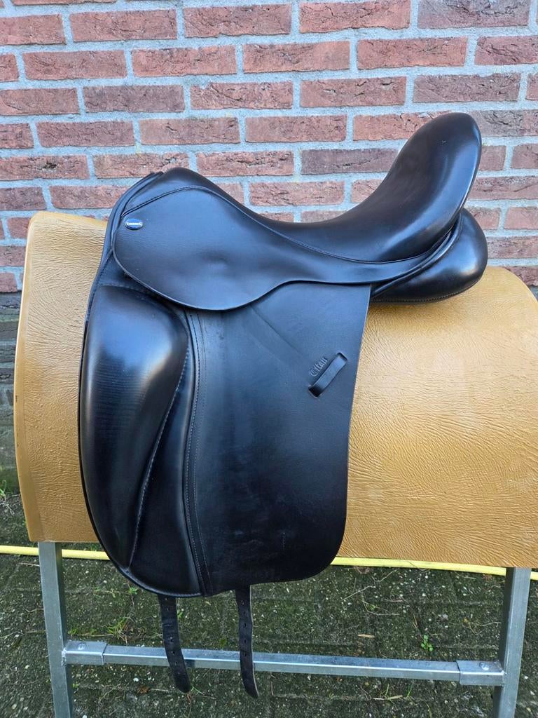 Dressuurzadels in leuke prijsklasse, Dieren en Toebehoren, Ophalen of Verzenden, Dressuur