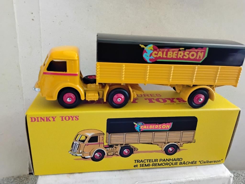 DINKY TOYS  ATLAS    TRACTEUR PANHARD  "CALBERSON", Ophalen of Verzenden, Gebruikt, Auto, Dinky Toys