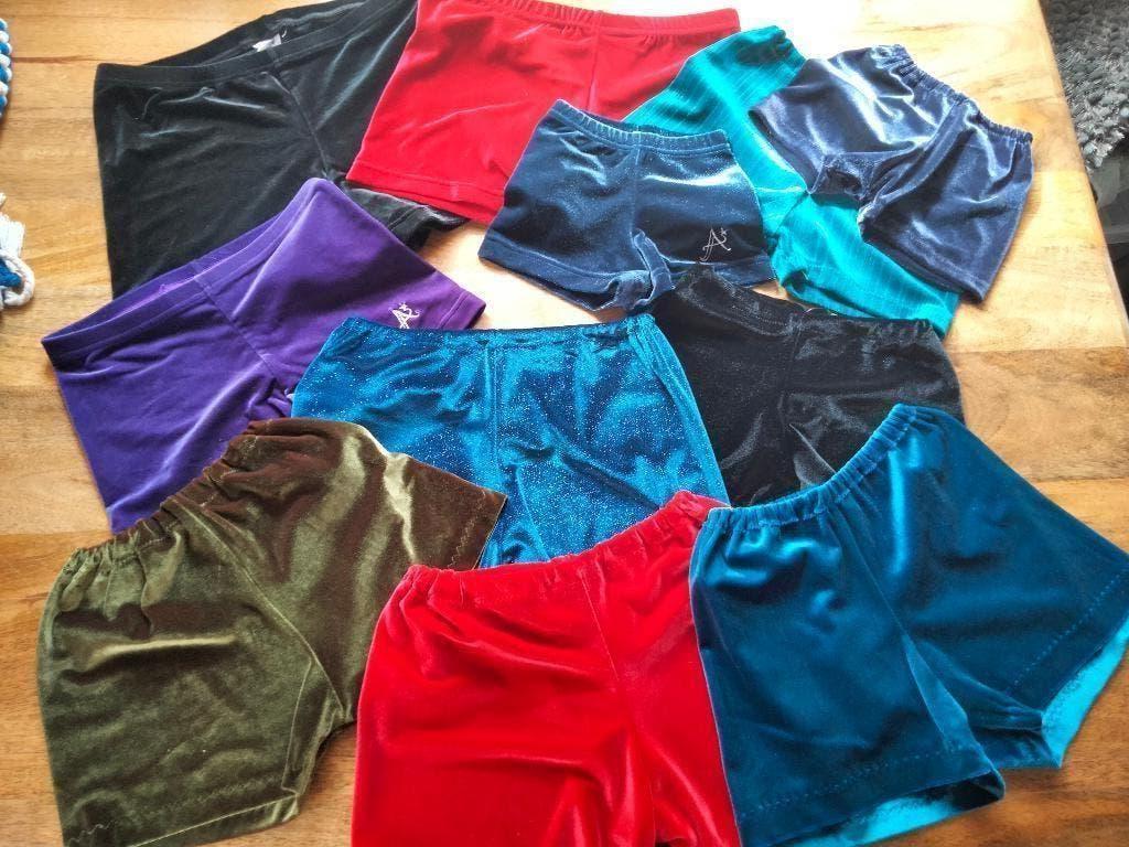 Turnbroekjes glad velours diverse maten en kleuren (2), Maat 36 t/m 42, Ophalen of Verzenden, Nieuw, Turnpak(je)