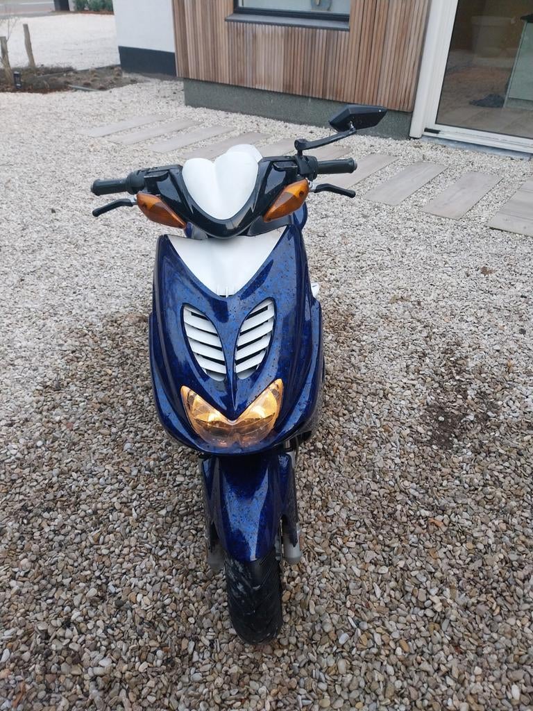 Yamaha aerox, Fietsen en Brommers, Scooters | Yamaha, Aerox, Maximaal 45 km/u, Ophalen of Verzenden, Zo goed als nieuw