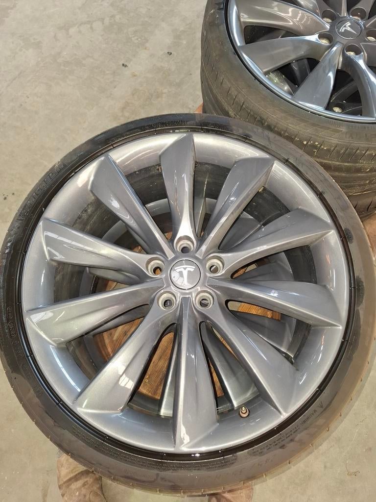 Tesla velg + band, Ophalen of Verzenden