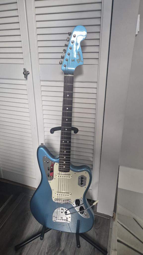 Fender MIJ Traditional '60s Jaguar lake placid blue, Muziek en Instrumenten, Ophalen, Gebruikt, Solid body, Fender