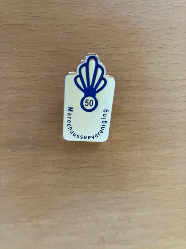 KMAR Speld 50 jaar Marechaussee Vereniging, Ophalen of Verzenden, Marechaussee, Nederland, Overige typen