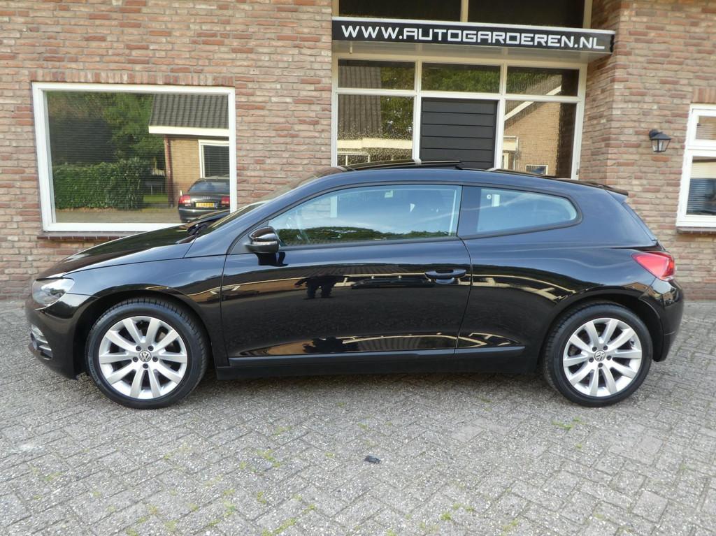 Volkswagen Scirocco 1.4 TSI Highline Plus Navi / Panoramadak, Voorwielaandrijving, Euro 5, Stof, Gebruikt