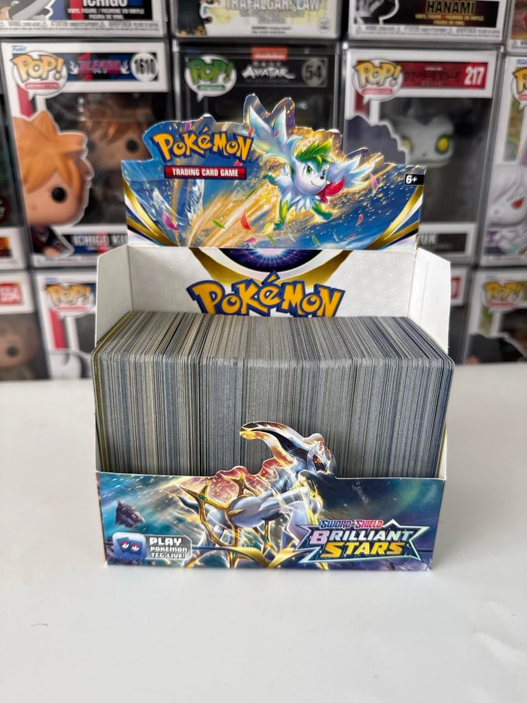 Pokémon kaarten bulk 300+ (grotendeels Brilliant Stars), Ophalen of Verzenden, Gebruikt, Meerdere kaarten