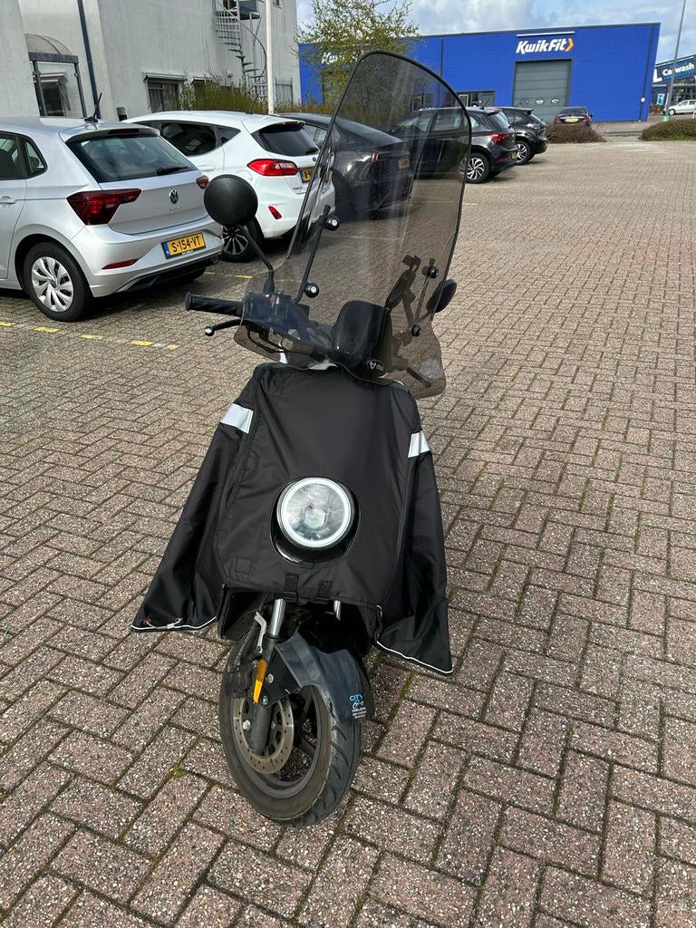 NIU N1S scooter, 5700 km, met accessoires, Ophalen, Gebruikt, Overige typen, Overige merken